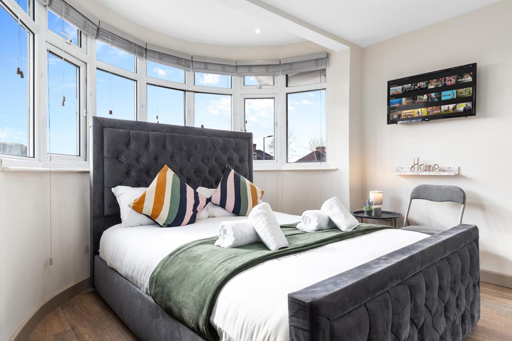 Serviced Ensuite Modern Studio - Sleeps 2 - Near Wembley Stadium - Good Transport Link To Central London - Harrow Ha3 Hatch End Exterior foto