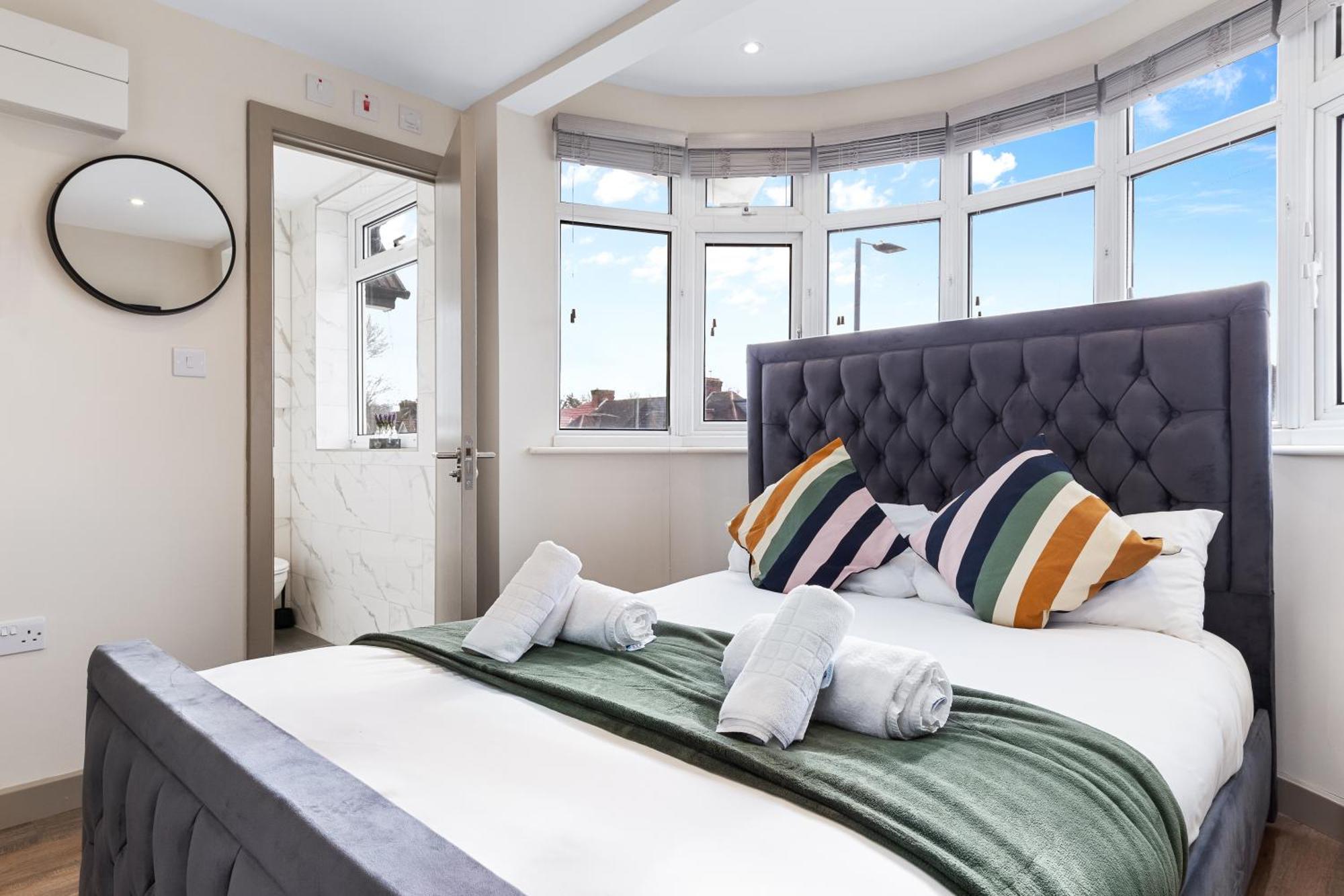 Serviced Ensuite Modern Studio - Sleeps 2 - Near Wembley Stadium - Good Transport Link To Central London - Harrow Ha3 Hatch End Exterior foto